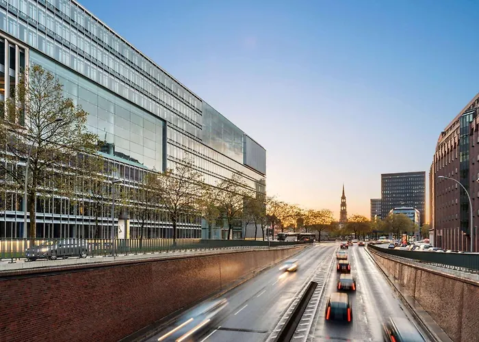 Hotel Super 8 By Wyndham Hamburg Mitte